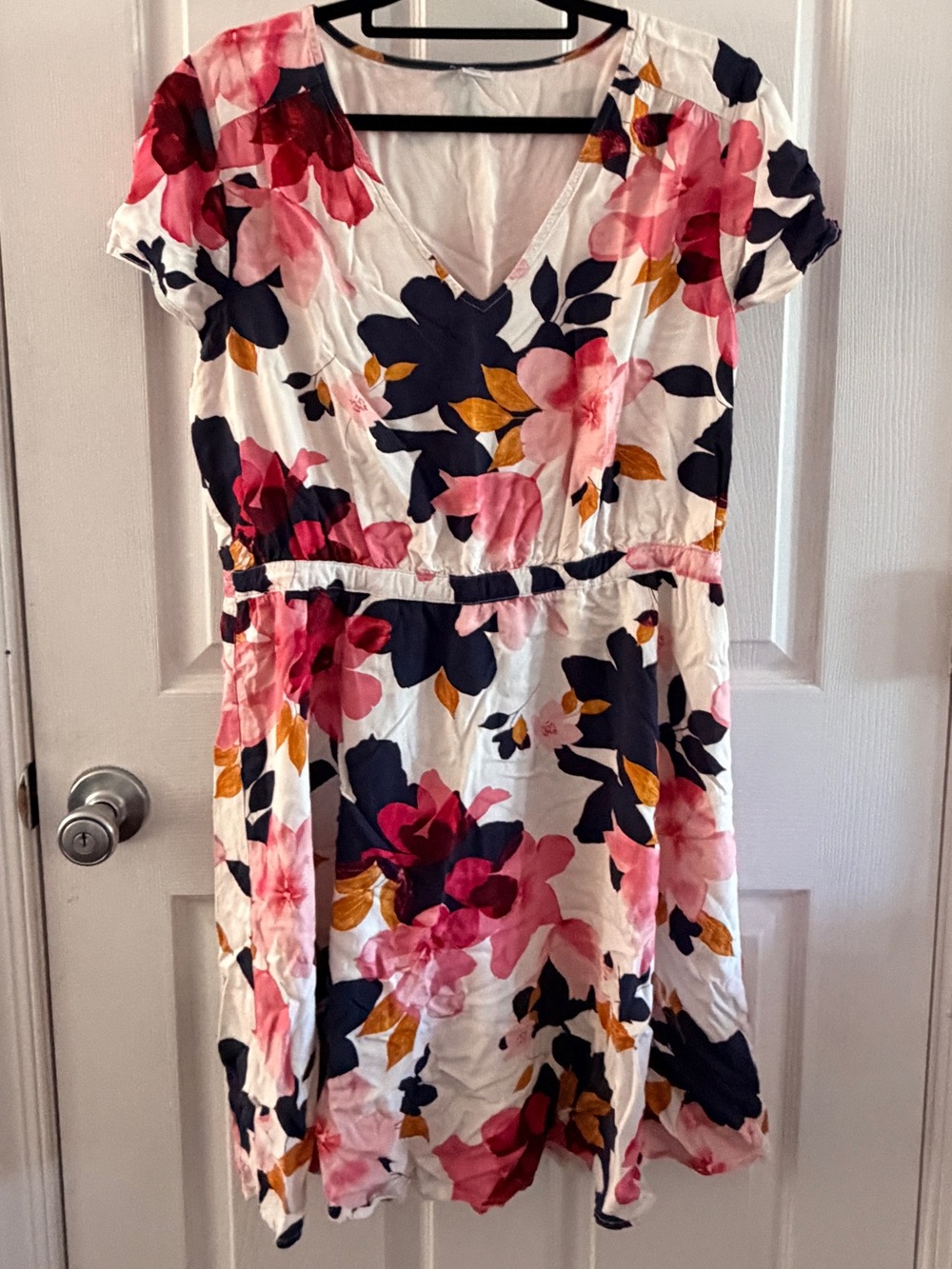 Old Navy Floral Short Sleeve V Neck Dress L